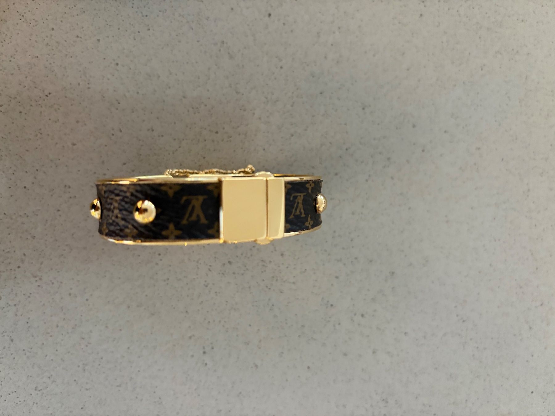 Louis Vuitton Bracciali & Braccialetti: Louis Vuitton Armreif – Nuovo (secondo la descrizione) da Seon venduto da xanae