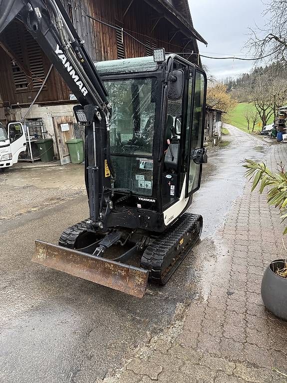 Escavatori: Yanmar SV18 swiss edition – Usato da Horgen venduto da 11sh 4