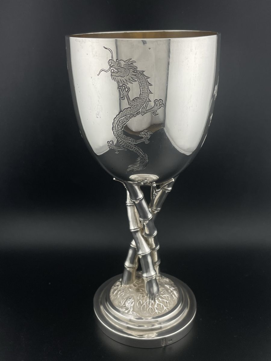 Bicchieri: Chinese Export Silver 19th - Antique Bamboo&Dragons Chalice – Usato da Genève venduto da PepitesdAlor