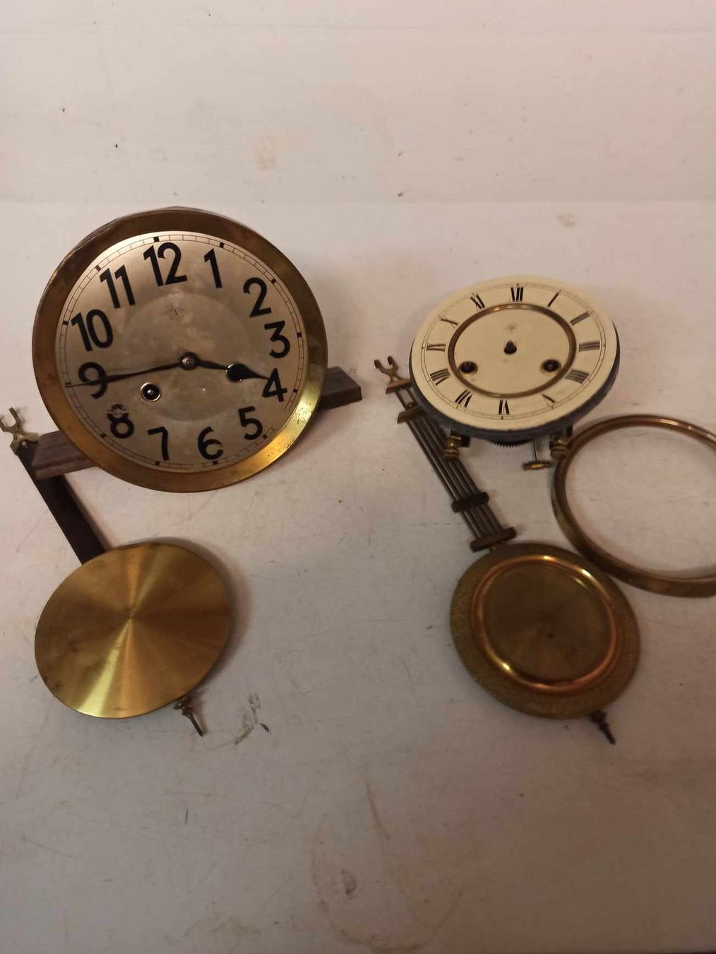 Junghans Orologi: Pièces pour horlogers / mouvements – Usato da La Chaux-de-Fonds venduto da Emmaus2300CDF