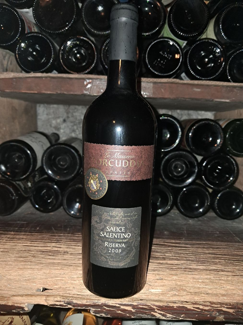 Vino: Salice Salentino Riserva 2009 – Nuovo e nell'imballaggio originale da Le locle venduto da juliensaran 1