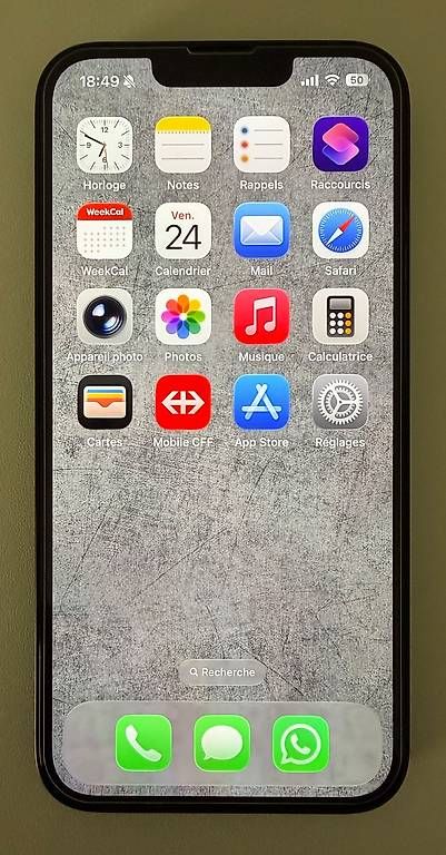 Apple Telefoni cellulari / Smartphones: Apple iPhone 16e 128GB noir comme neuf – Usato da Gryon venduto da Hamynos