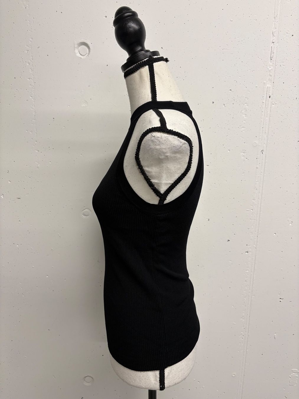 Zara Top: Zara Rippstrick Top Neckholder S schwarz gerippt – Nuovo (secondo la descrizione) da Regensdorf venduto da secondchancefashion 2