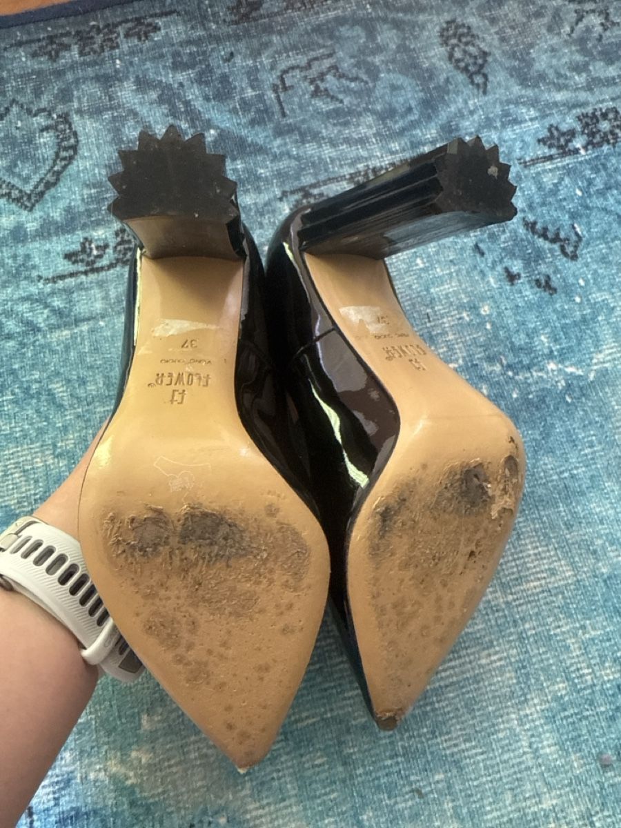 Scarpe da donna: Pumps black patent leather size 37 used condition – Usato da Zürich venduto da wil_2sm9 3