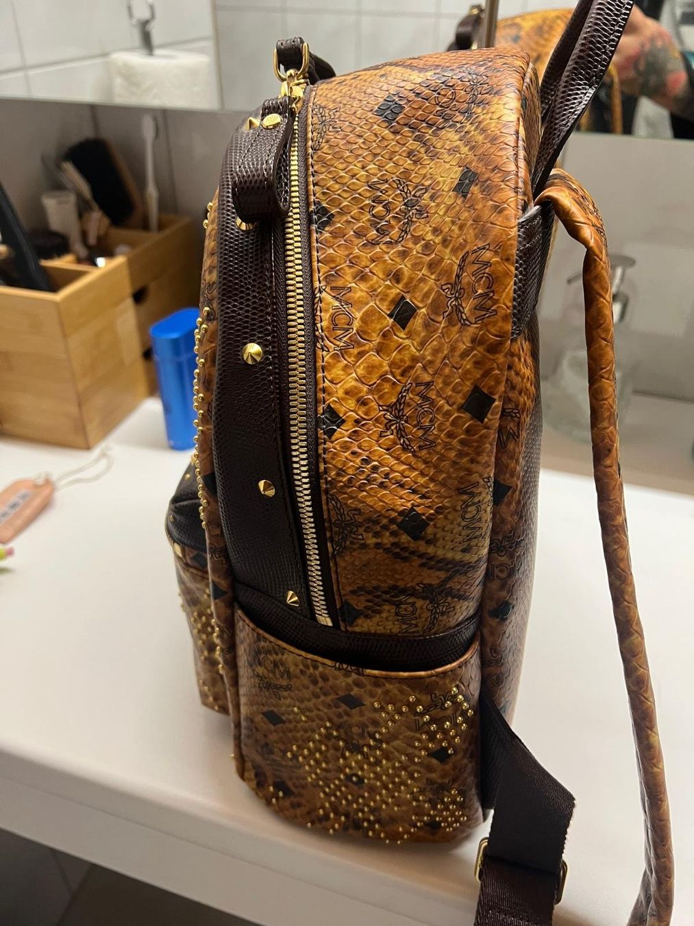 Mcm Zaini: MCM Rucksack Python Optik, sehr guter Zustand – Usato da Weinfelden venduto da Draixe 1