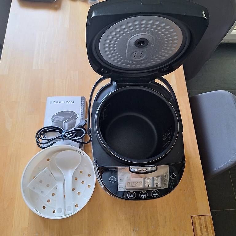 Russell Hobbs Küchengeräte: Russell Hobbs Multikocher – Gebraucht aus Solothurn von Nojted 1