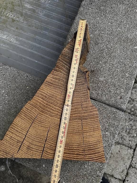 Articoli in legno: Massiv Eiche Holz handgefertigt – Usato da Seuzach venduto da Wolf936 4