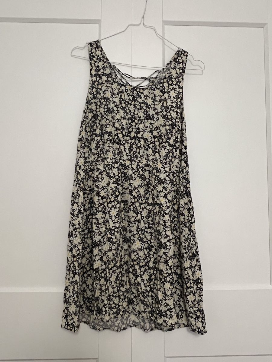 Kleider: Dress flower stamp Even&Odd – Gebraucht aus Pregassona von kat_zh5d