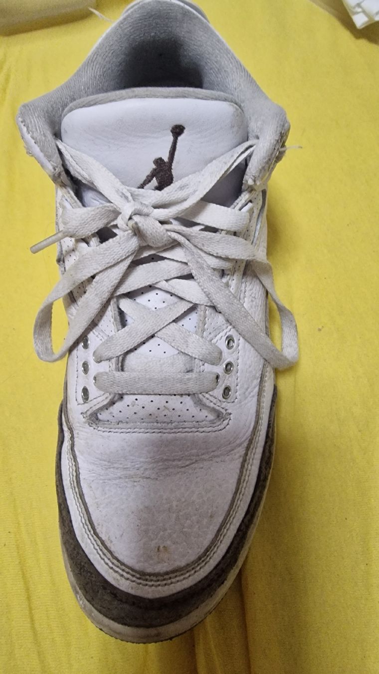 Jordan Scarpe da uomo: Jordan 3 Retro White Cement, Grösse 8 – Usato da Horgen venduto da Happi76 1