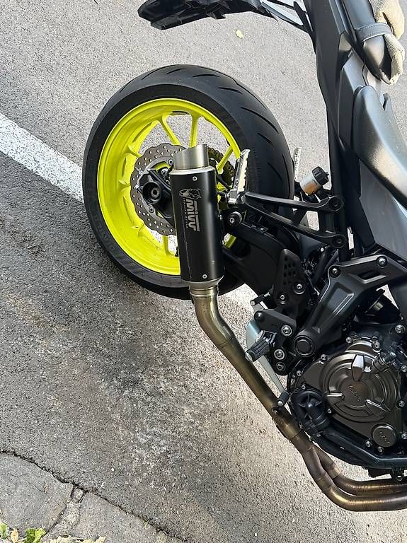 Yamaha Strada: YAMAHA MT07 (35KW) – Usato da Lausanne venduto da dyl_lt8q 2