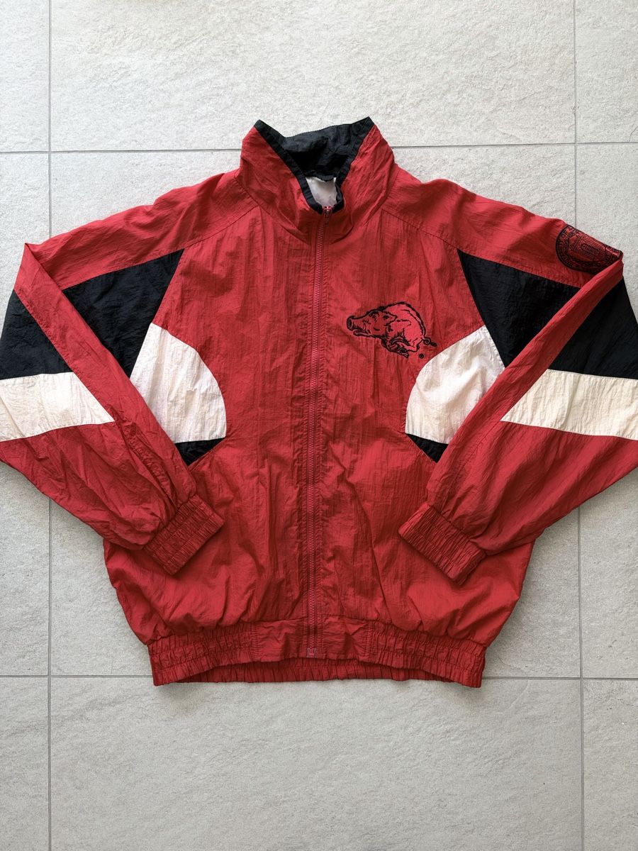 Jacken: Veste Pro Layer Razorbacks rouge taille L  – Gebraucht aus Champéry von mag_zt5z 2