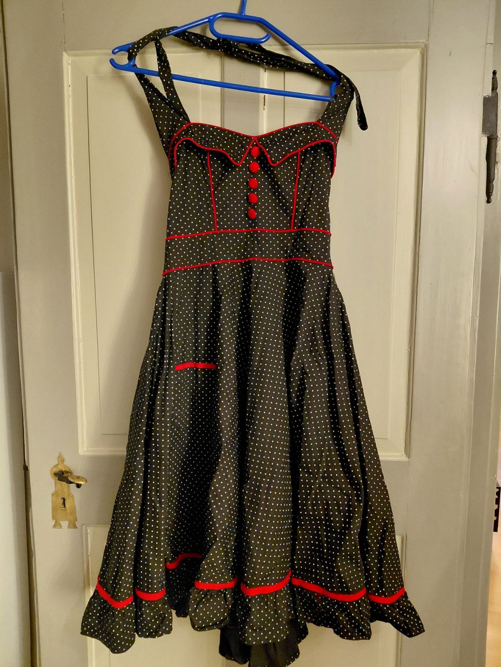 Vestiti: Hell Bunny Gr. S Rockabilly Kleider Rot/Schwarz/Weiss – Usato da Rheineck venduto da Jmurmeli