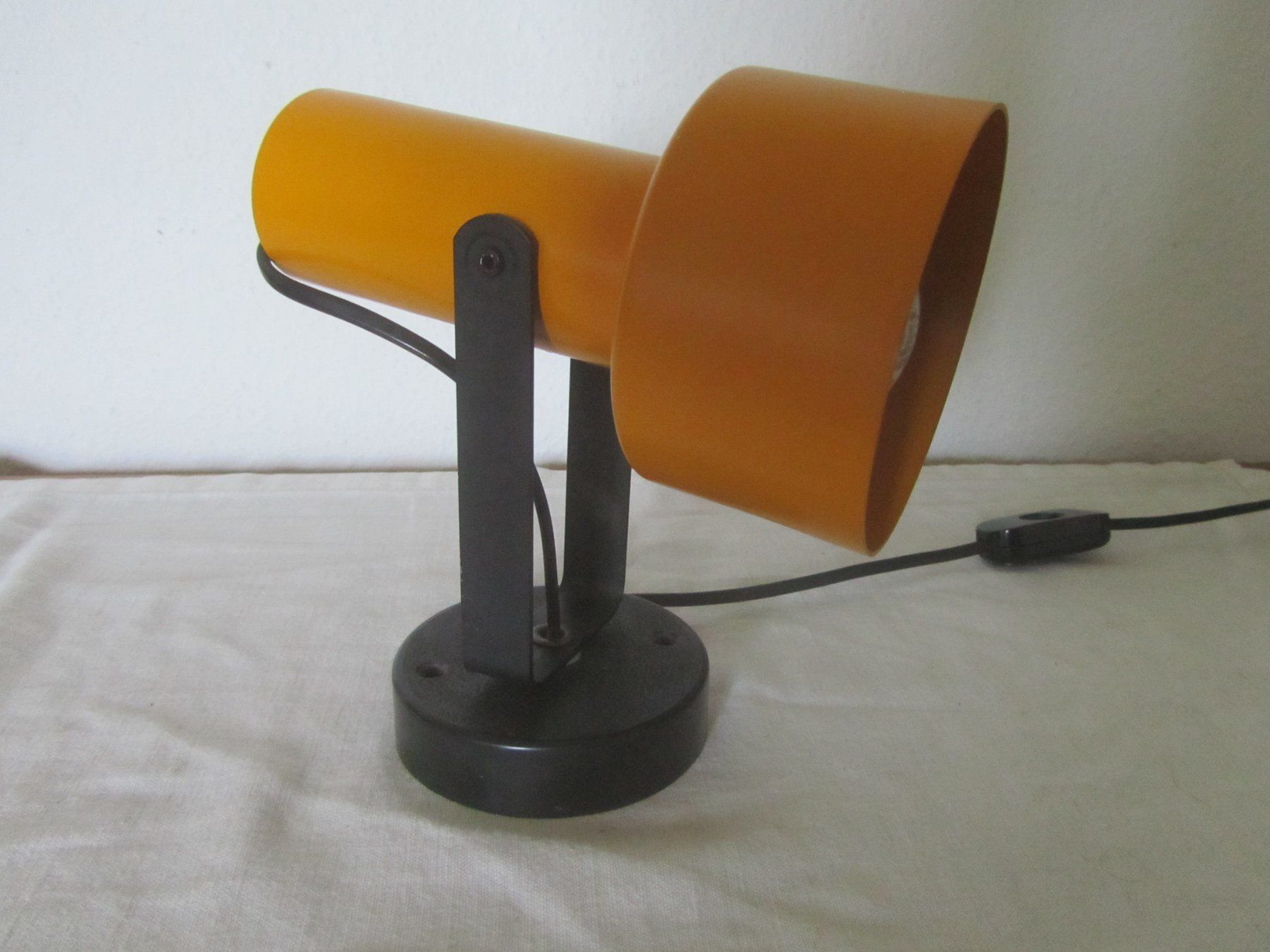 Lampen: Spot - Lampe  vintage, gelb – Gebraucht aus Seengen von mikelele