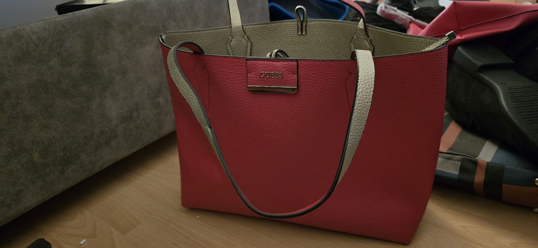 Guess Borse da donna: Guess Handtasche Original – Nuovo e nell'imballaggio originale da Laufen venduto da Miggeli88