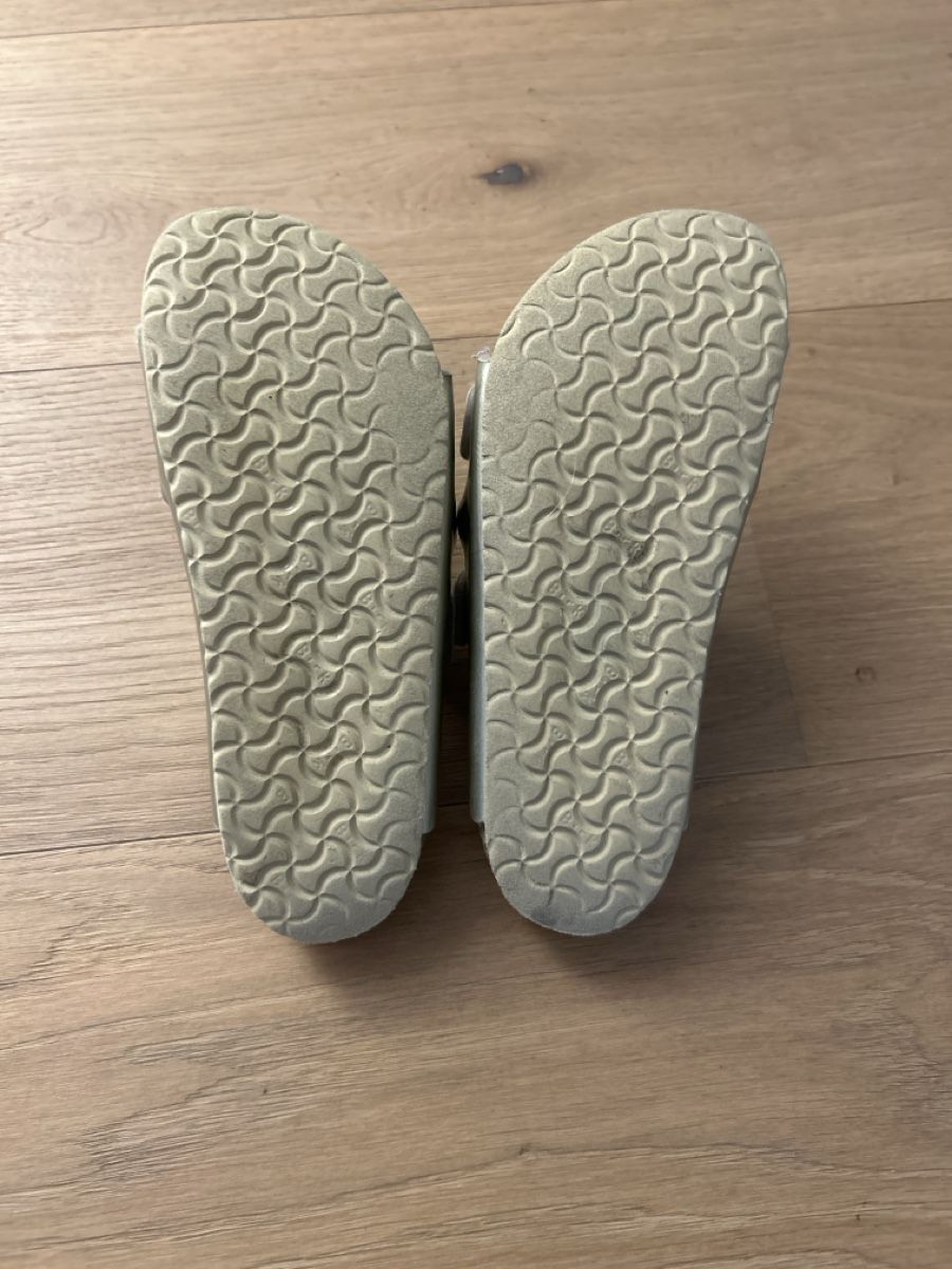Birkenstock Scarpe per ragazze: Birkenstock Gold 33 – Usato da Gümligen venduto da angelojp05 1