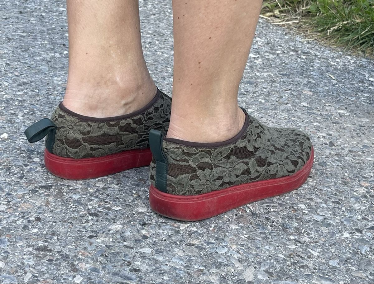 Scarpe da uomo: Scarpe-sneakers di pizzo 39/40-comode ed eleganti! – Usato da Gordevio venduto da LanaZimm 3