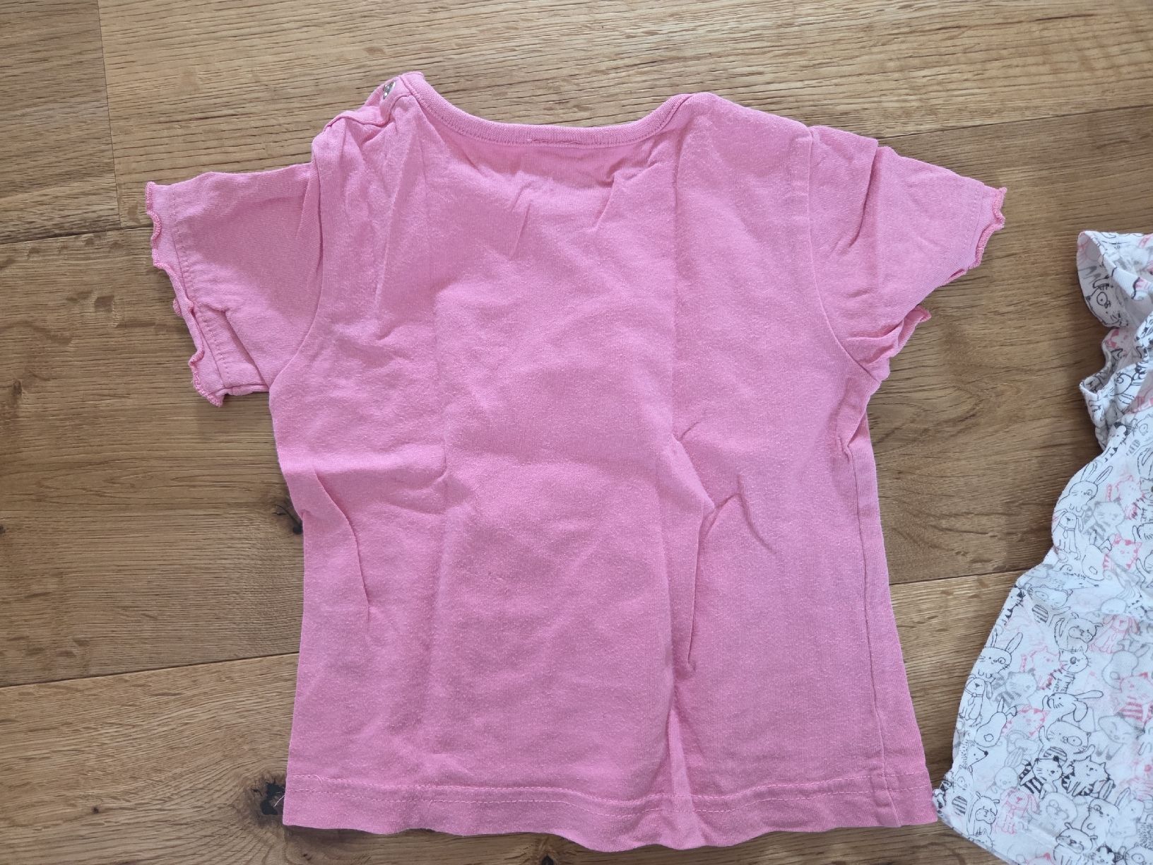 Camicette, T-shirt & Top: 2x T-Shirts, Gr. 74, Mädchen, pink, Katze. – Usato da Ottikon venduto da swiftchocolate 4