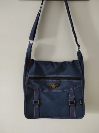 Umhänge Tasche