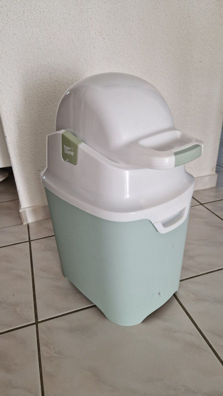 Abfalleimer: Windeleimer Diaper Champ One – Gebraucht aus Aathal-Seegräben von Jago1984ZH
