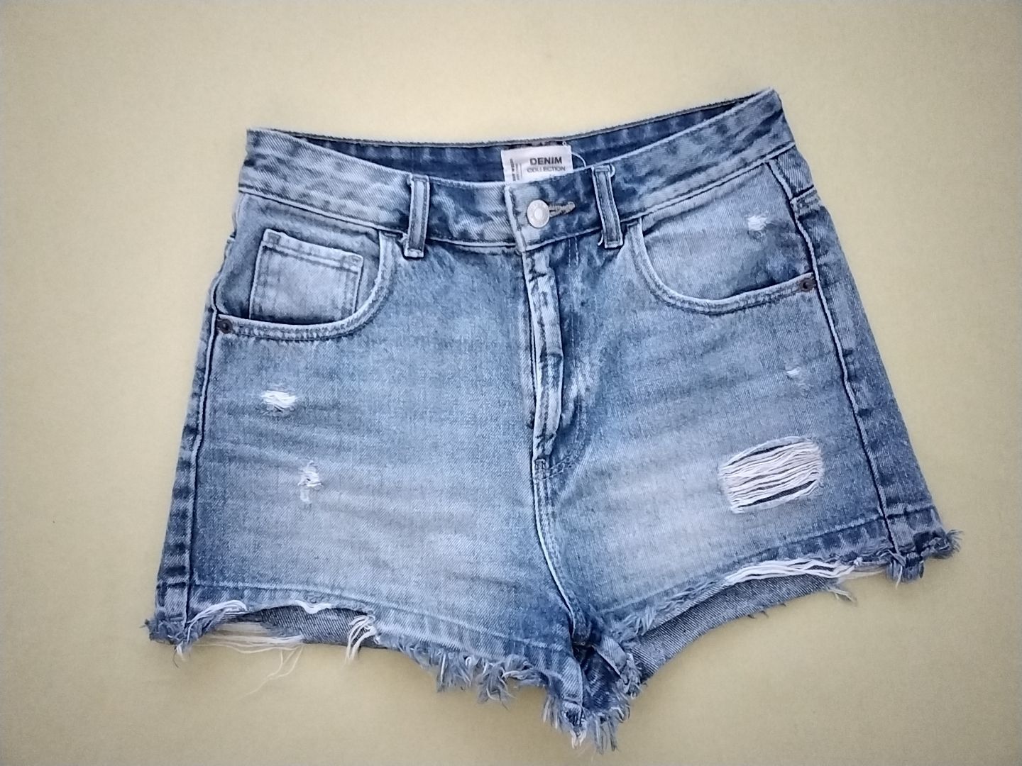 Tally Weijl Pantaloni: Jeans Shorts Gr. 36 – Usato da Balterswil venduto da Meerdeern