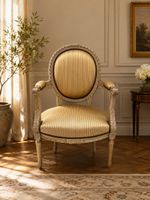 Sessel im Antik-Stil mit gestreiftem Bezug und Gestell aus h