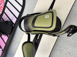 Fixations snowboard Union Ultra taille M green military 