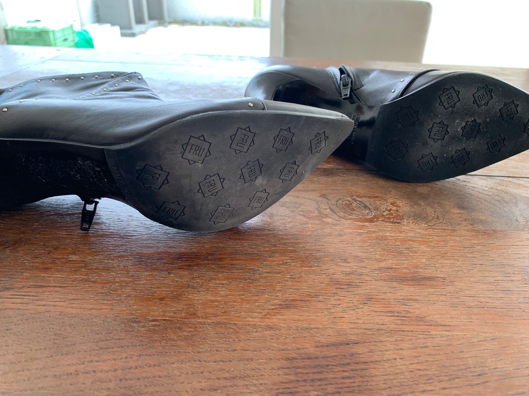 Scarpe da donna: Schwarze Stiefeletten Gr. 39 – Usato da Oberweningen venduto da Bumblebee2 2