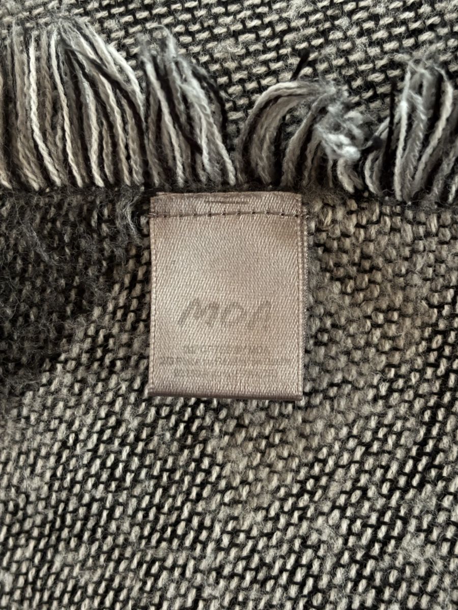 Foulard & Sciarpe: Écharpe grise – Usato da Grandvillard venduto da Elsa.Del 1