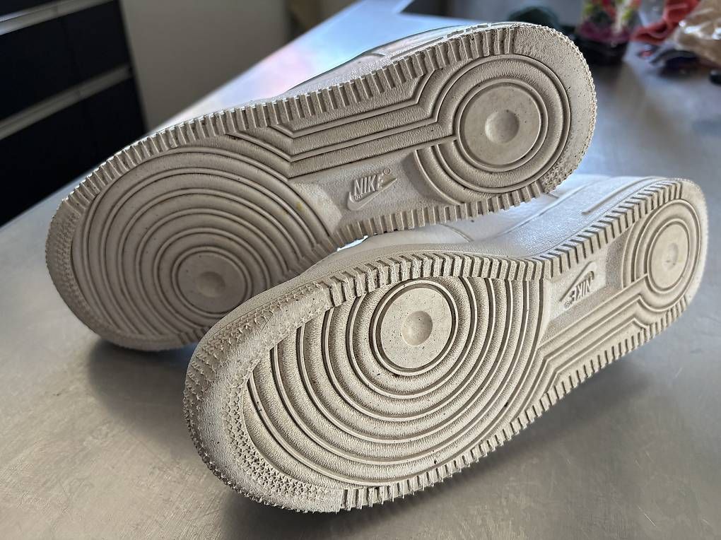 Scarpe da uomo: Nike Air Air Force 1 Gr. 39, US 8 – Usato da Aarwangen venduto da evita1976 3