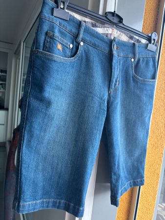 Burberry Hosen kurz, Grösse 36, NEU