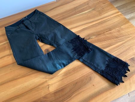Schicke Damen Jeans mit Spitze, Schwarz, Grösse N3/38 NWT