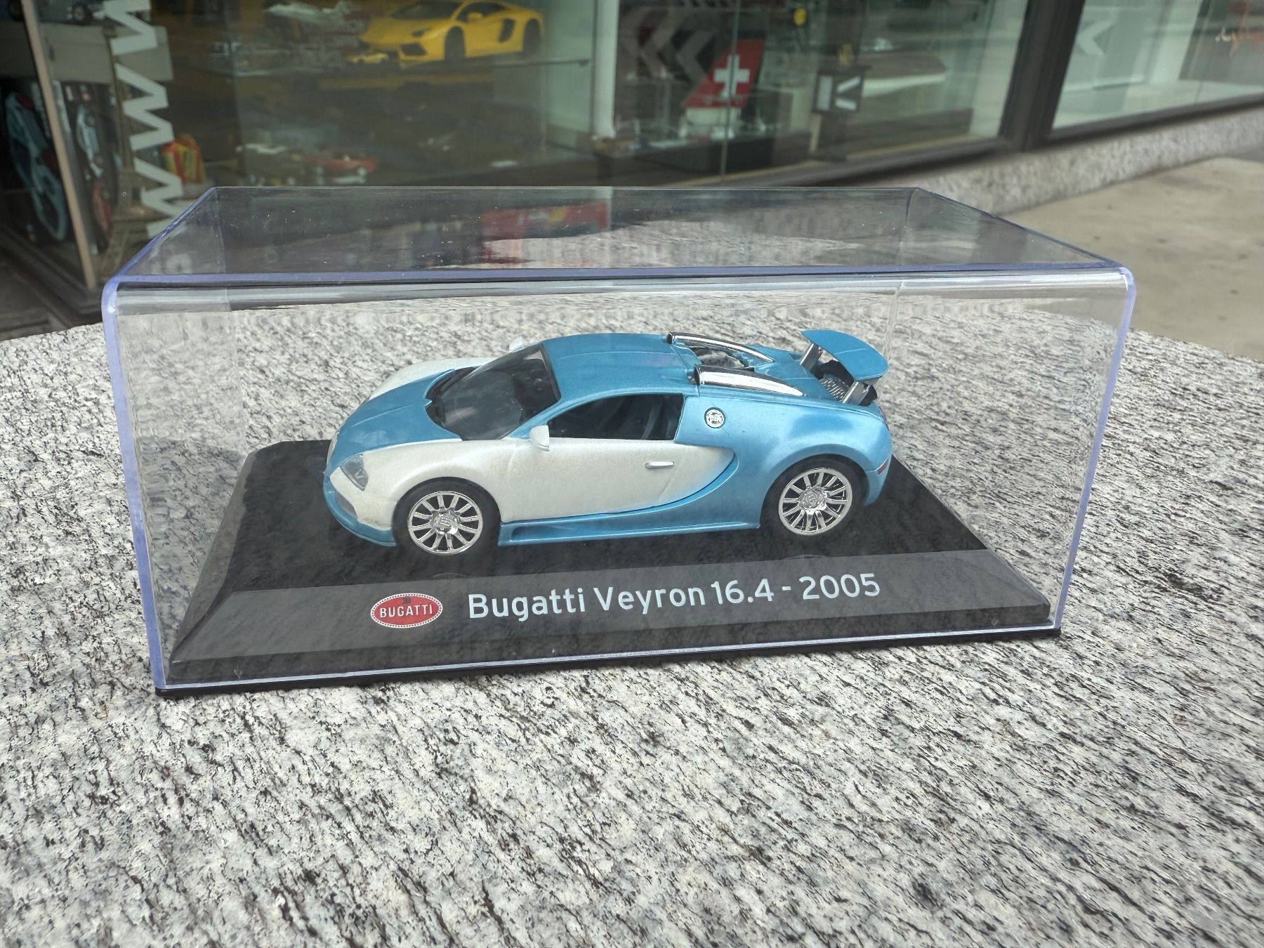 Bugatti Modellautos: Altaya 1:43 Bugatti Veyron 16.4 2005 – Neu (gemäss Beschreibung) aus Chiasso von Carrara-Modellismo