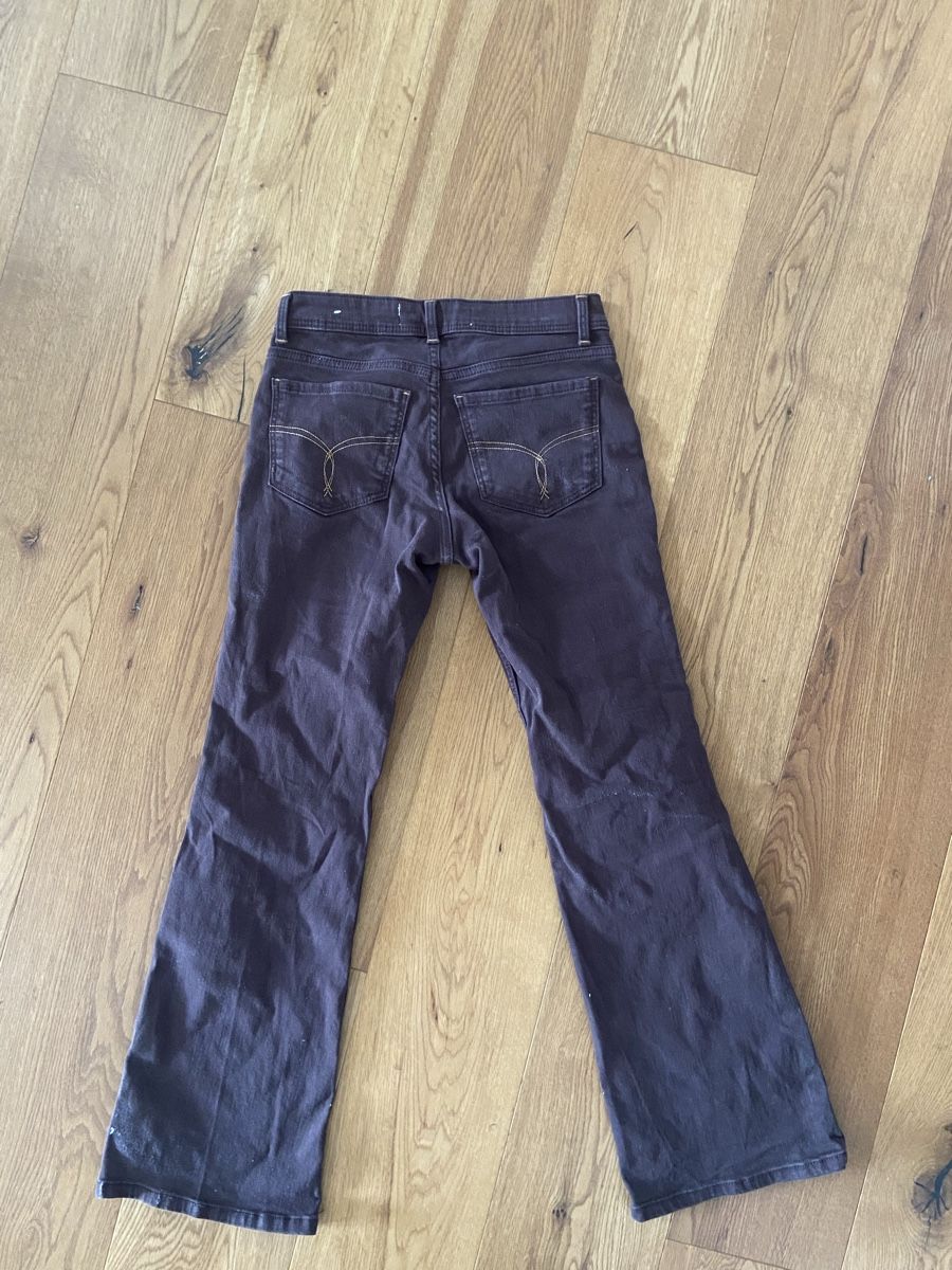 Jeans: Brown bell bottom jeans – Nuovo (secondo la descrizione) da Walchwil venduto da ann_ckz6