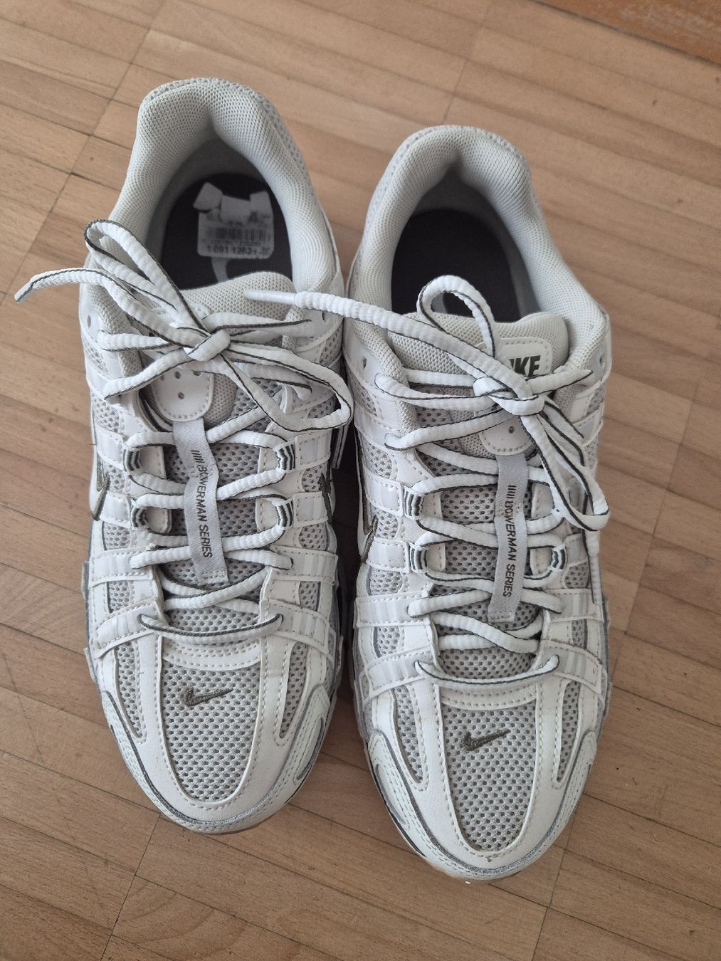 Nike Scarpe da donna: Nike Turnschuhe, Sneakers, Gr. 40 – Usato da Bern venduto da grisu_79 1