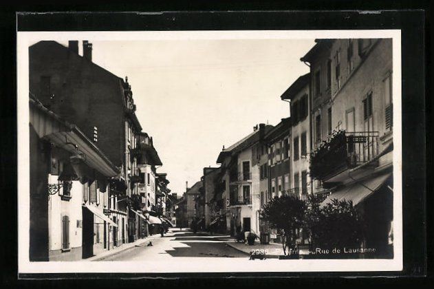 Cartes postales: AK Payerne, Rue de Lausanne – D'occasion à Berlin par bartko-reher