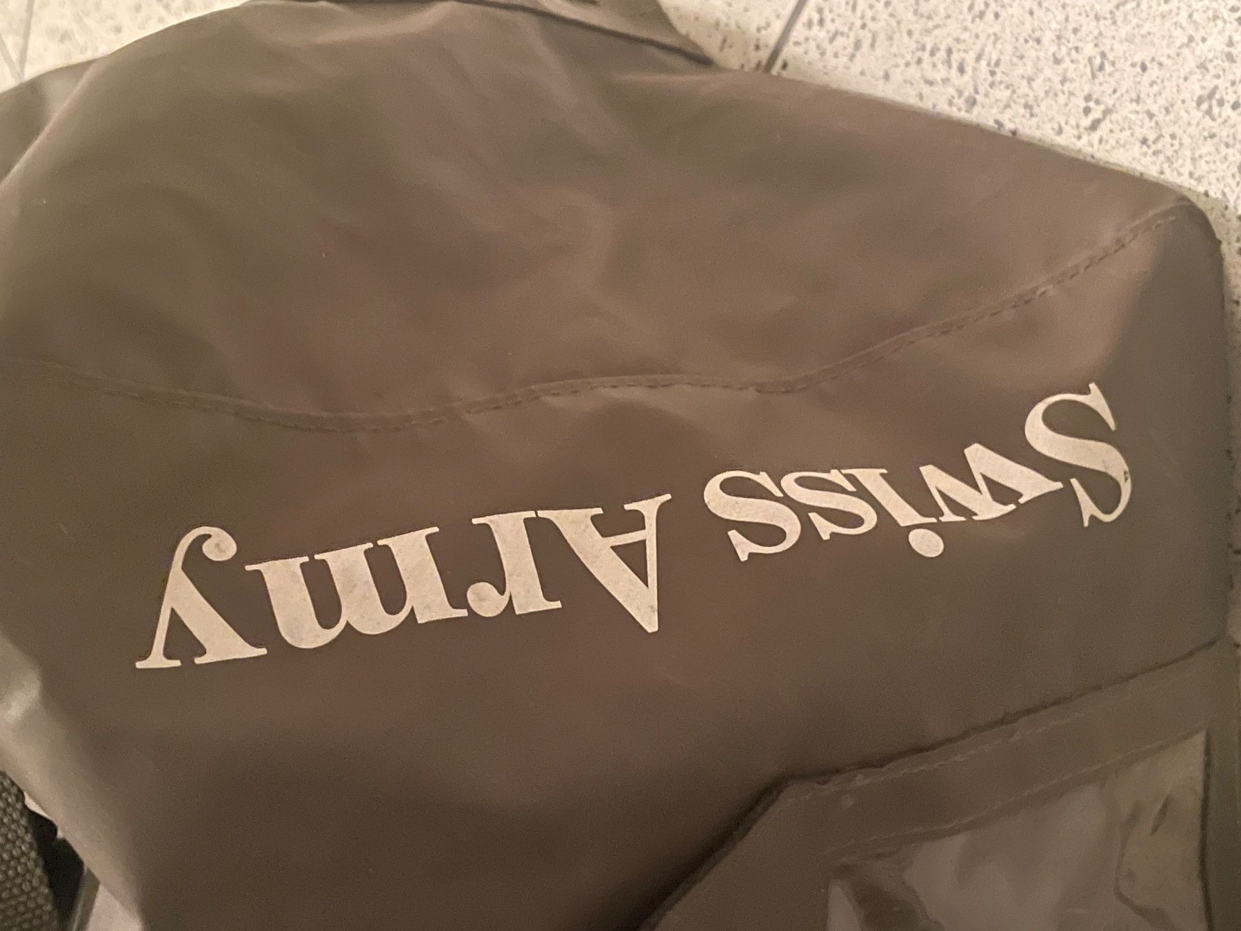 Schweizer Armee Taschen: Armee Tasche gross – Gebraucht aus Wila von Lokelo 5