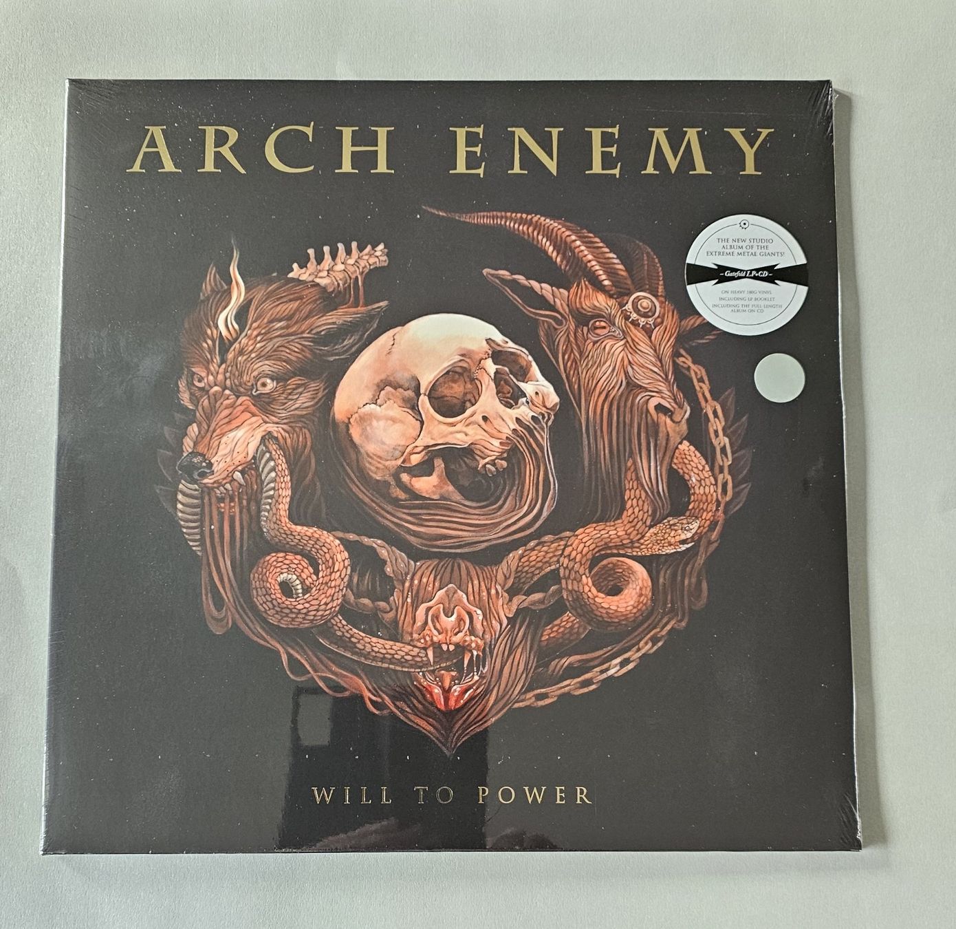 Dischi in vinile: Arch Enemy - Will To Power - LP Silber Edition – Nuovo e nell'imballaggio originale da Lenzburg venduto da Pa_hcs