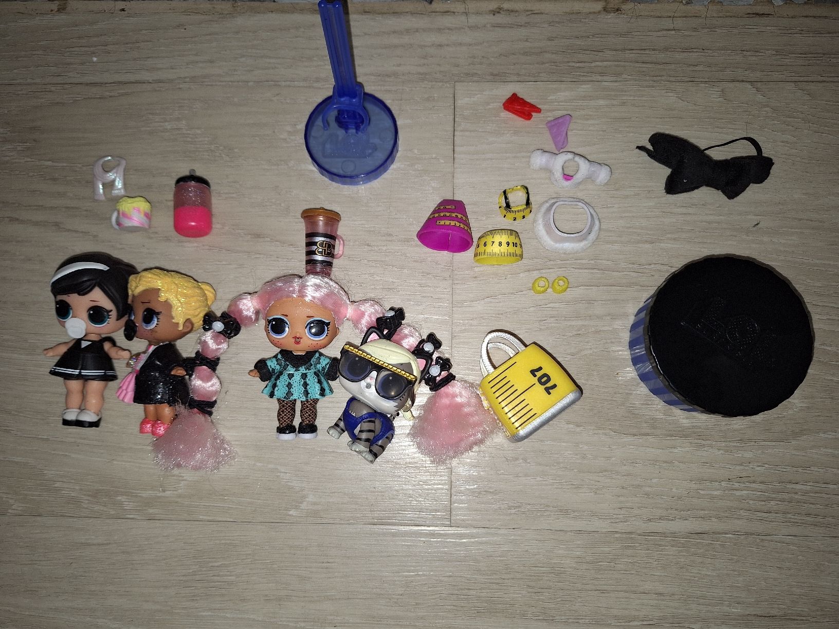 Bambole: LOL Puppen klein Set 1 – Usato da Egerkingen venduto da Niceli1