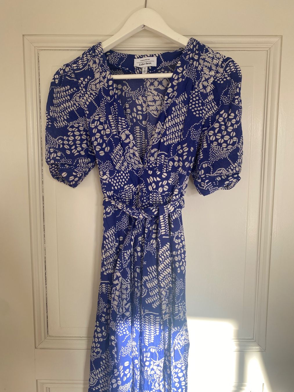 Other Stories Kleider: Kleid & Other Stories blauweiss – Gebraucht aus Basel von NormaJean01