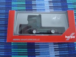 Herpa Scania Zugmaschine HO (B)