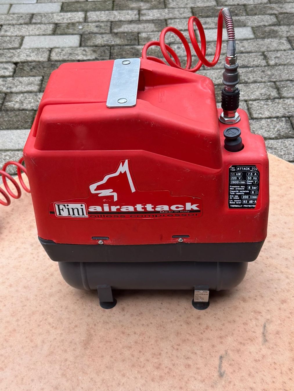 Compresseurs: Kompressor, Fini Airattack – D'occasion à Wattwil par diamant1 1