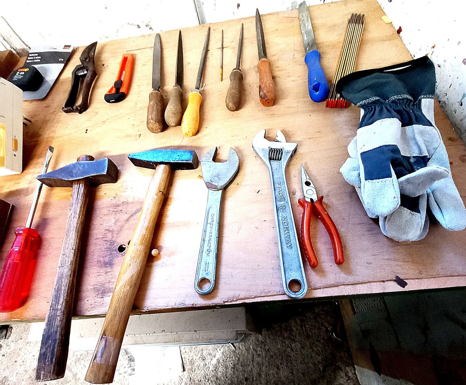 Tutti gli attrezzi: Handwerker Werkzeug, Handwerkzeug-Sammlung – Usato da Baar venduto da 2cvbaar 4