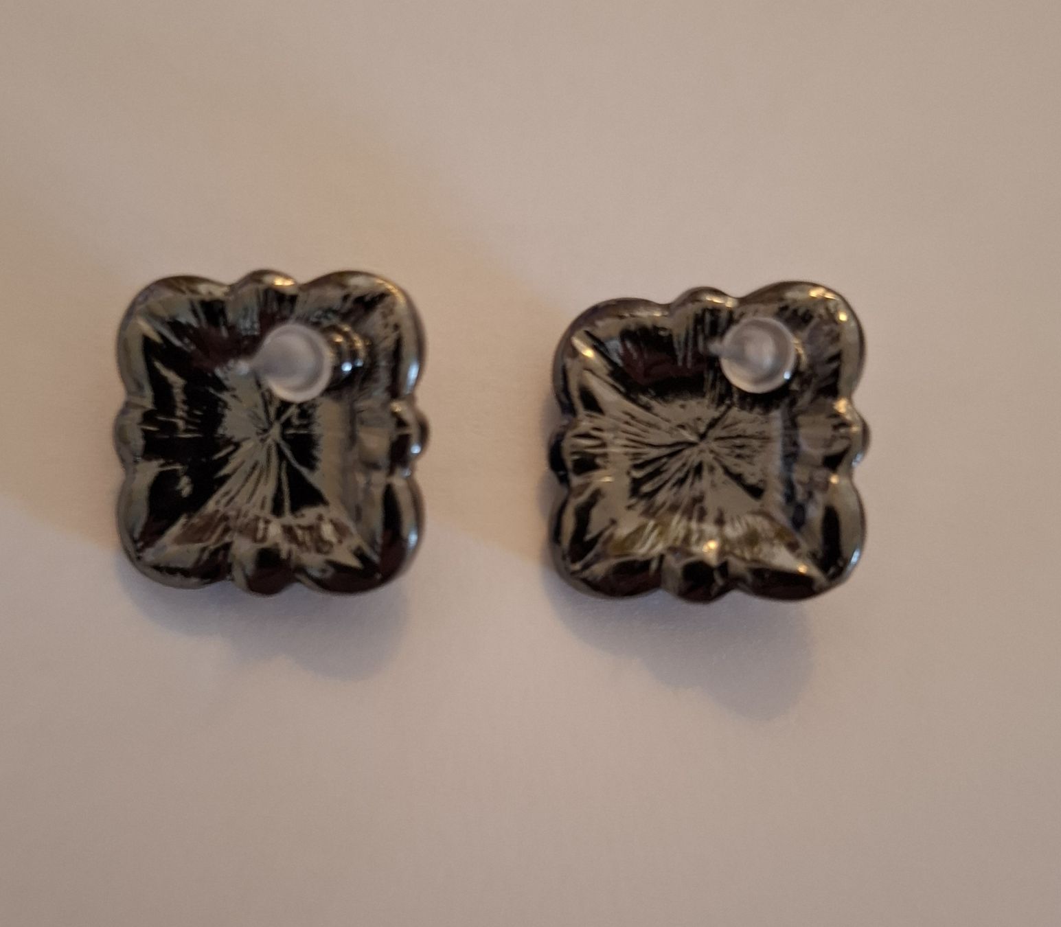 Ohrringe & -stecker: Ohrstecker mit facettierter, blauer Einlage – Neu (gemäss Beschreibung) aus Dietikon von Hirschkopf 1