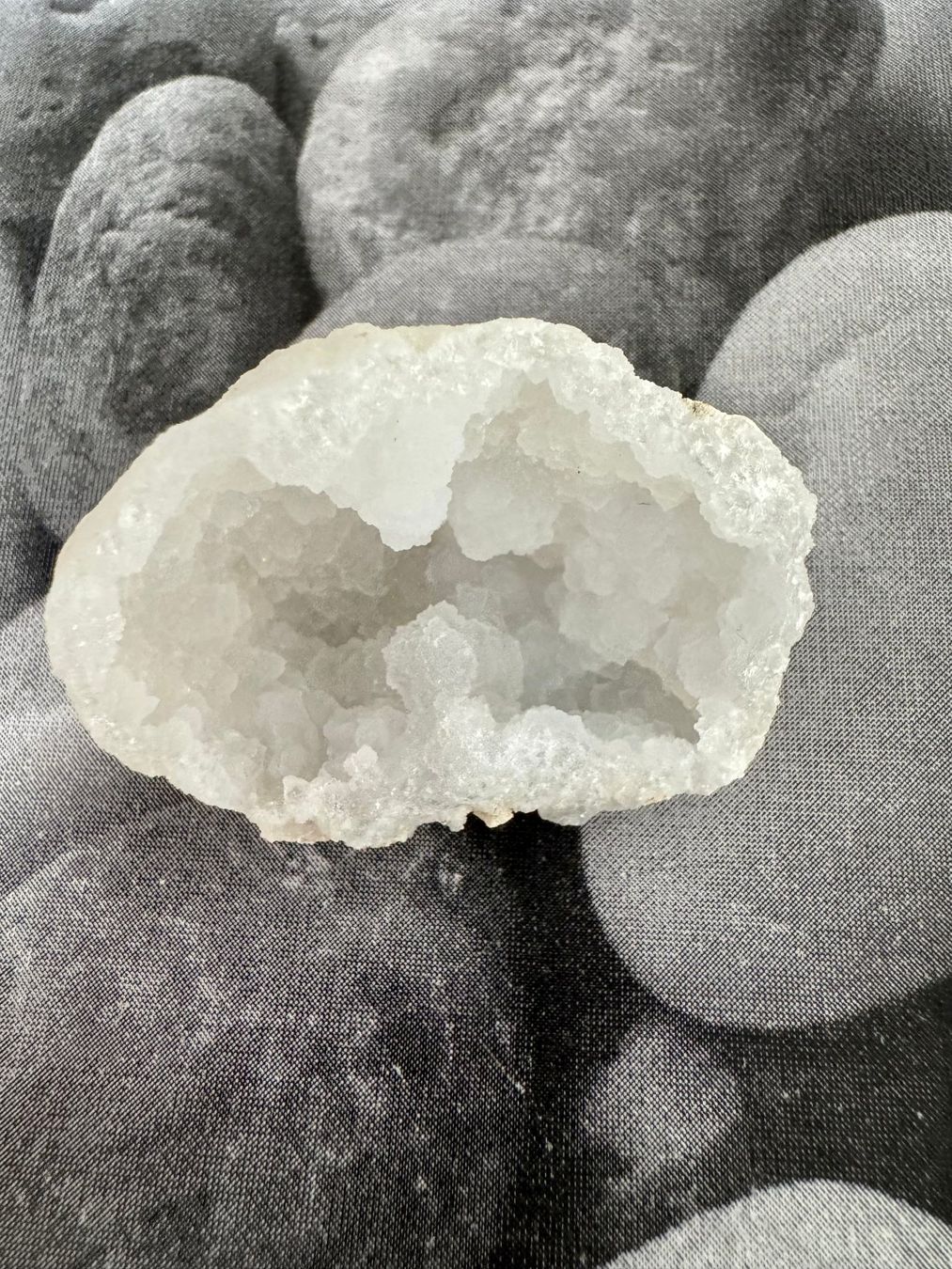 Mineralien & Heilsteine: Quarz-Geode – Neu (gemäss Beschreibung) aus Biberist von Steine
