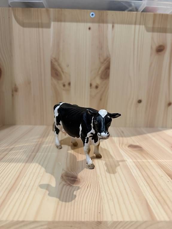 Giocattoli: Schleich Alligator, Gorilla, Dromedar, Kuh, Löwe – Usato da Niederhasli venduto da des_f82m 3