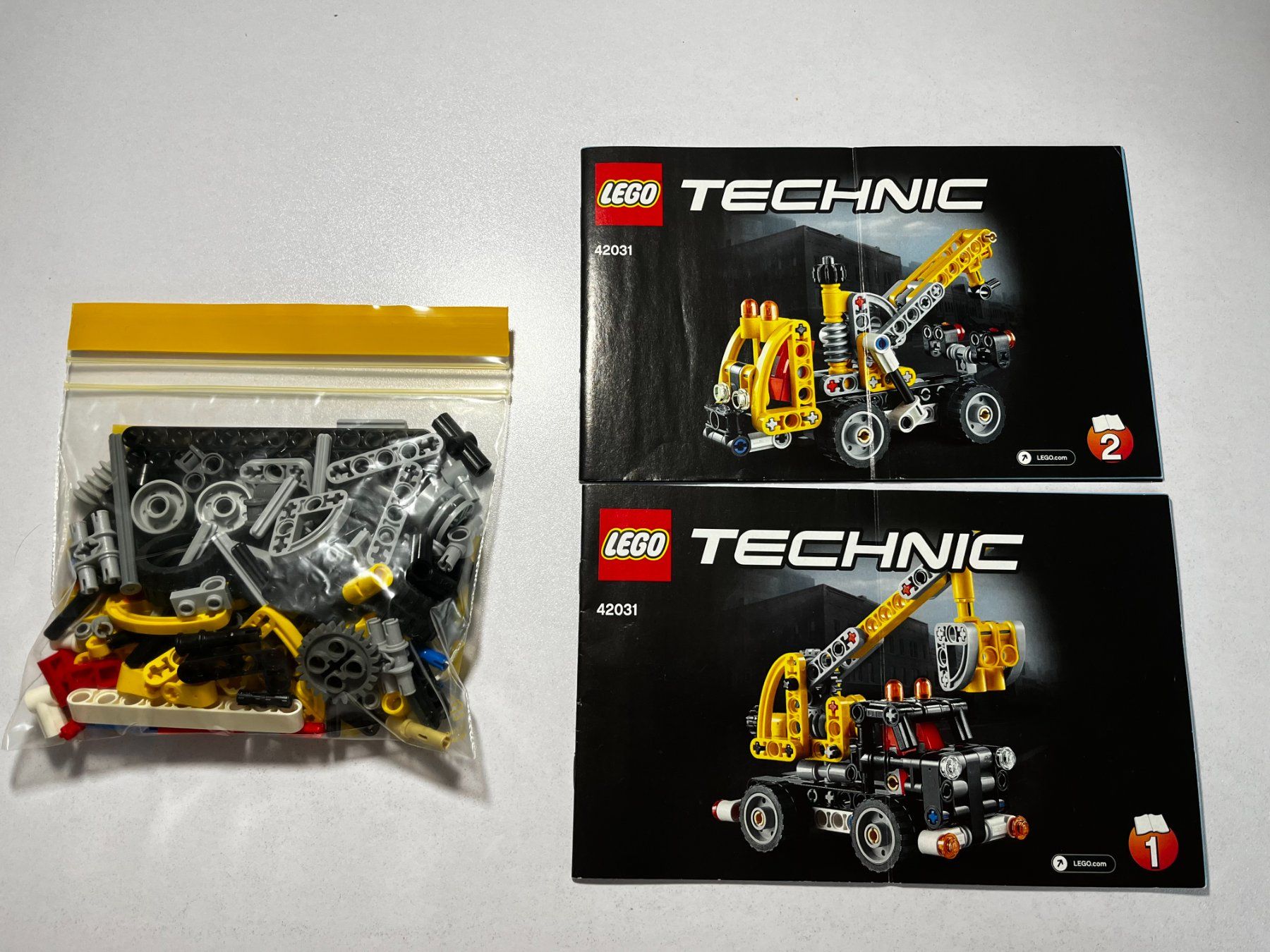 Lego Giocattoli: Lego Technic Sets 42084 und 42031 – Usato da Wallisellen venduto da nic_wkh8 4