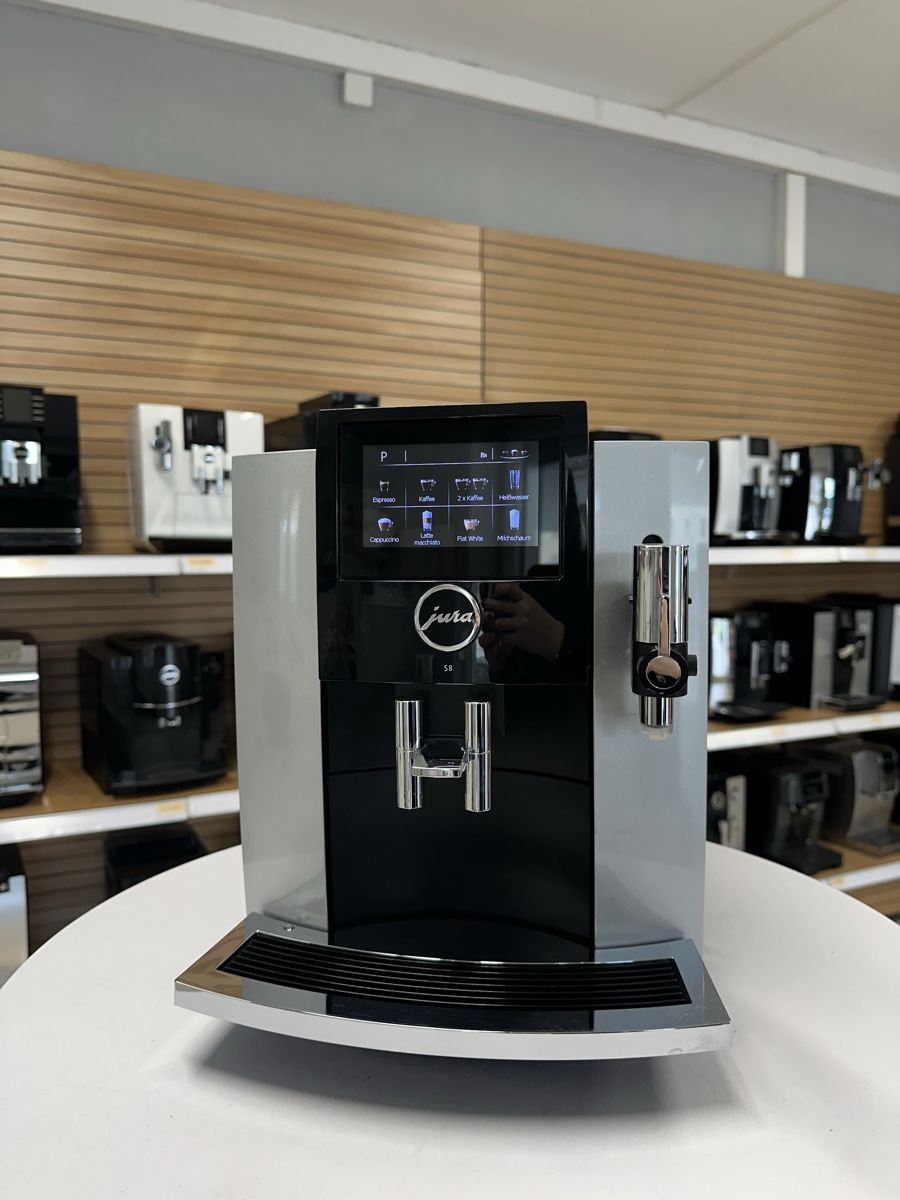 Jura Kaffeemaschinen & Espressomaschinen: JURA S8 – Gebraucht aus Gränichen von Luma.KaffeeMaschinen 3