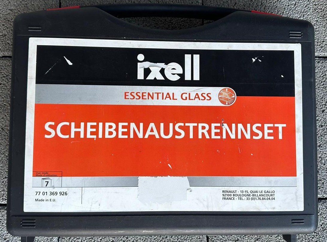 Alle Werkzeuge: Scheibenausbauset von geklebten Scheiben – Gebraucht aus Deitingen von Poga