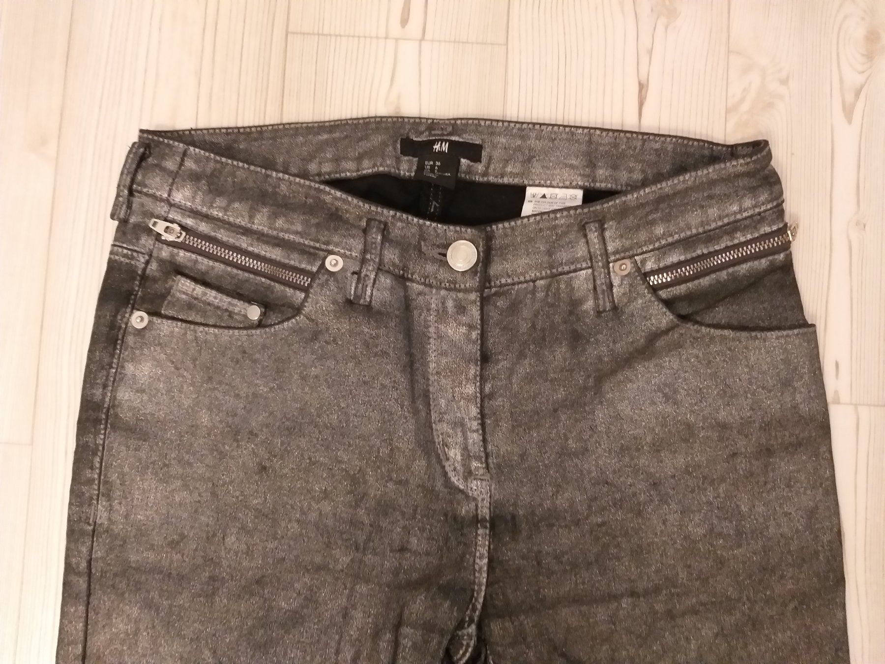 H&M Jeans: H&M  Jeans   Taille / Grosse 36 CH – Gebraucht aus Cossonay-ville von Super-Price-Quality 1