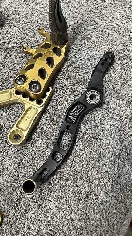 Alle Motorradersatzteile: Commandes reculées Gilles Tooling AS31GT-Y09 dorées – Gebraucht aus Bussigny von axe_t2gd 3
